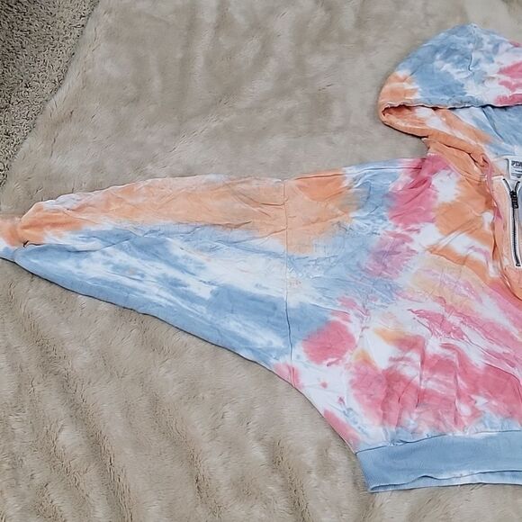 PINK VICTORIA'S SECRET PASTEL TIE-DYE BATWING QUARTER-ZIP CROPPED HOODIE, SIZE M - Picture 3 of 11